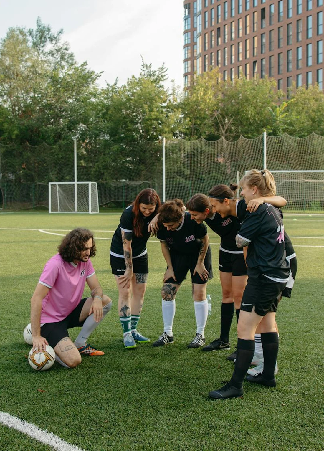 About features scroll big image